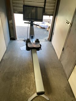 Hydrow Row Machine