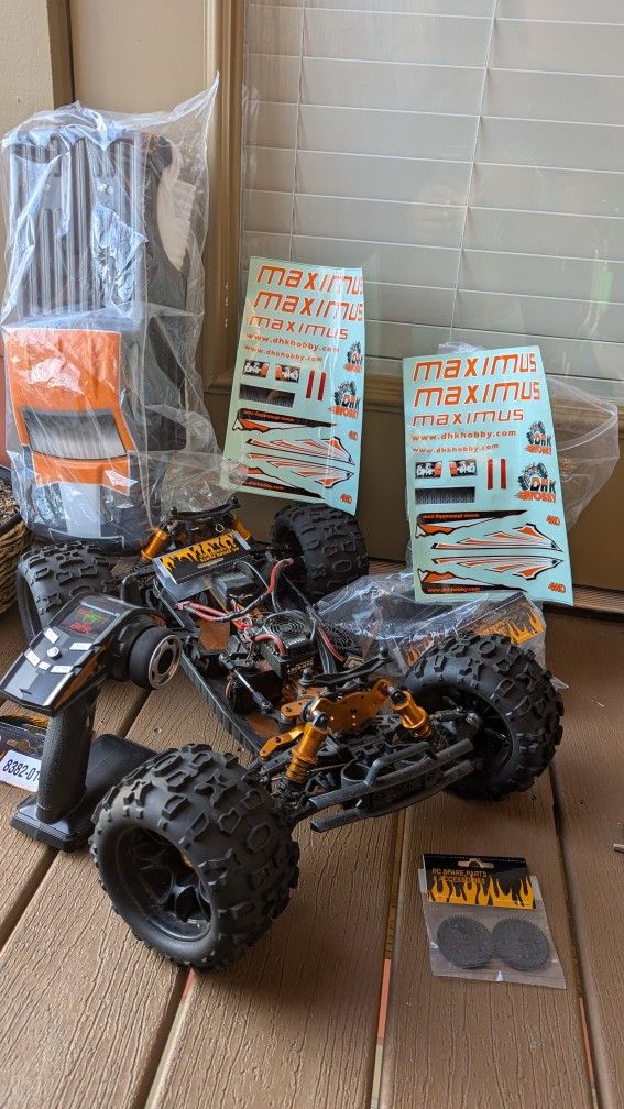 DHK Maximus 1/8 4WD Brushless Monster Truck