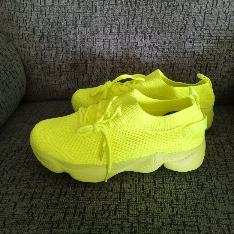 Women's Neon Yellow Green Athletic Shoes Sneakers Size 7.5 New