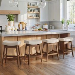 Set of 4 Saddle Barstools