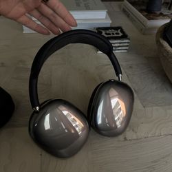 AirPod max
