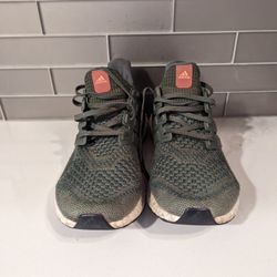 Adidas Ultra Boost 3.0 Mens Core Running Sneakers Shoes - Size 7 S80731. Dark Green. 