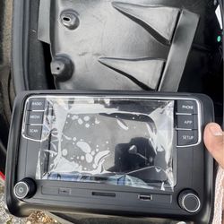 Wireless Apple Car Play VW radio 