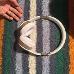 Beats Solo 2 Wireless 