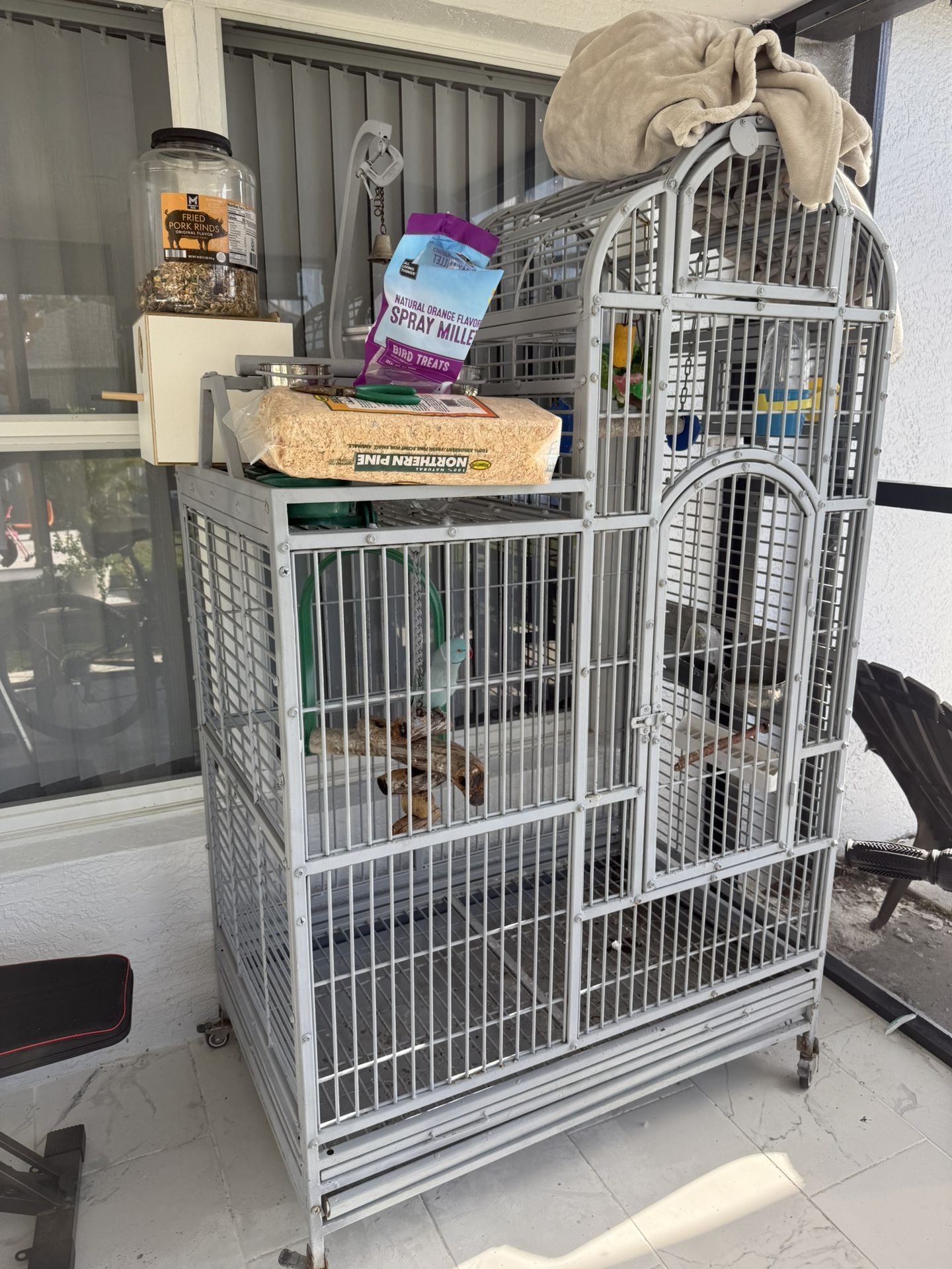 BIG PARROT CAGE FOR SALE 