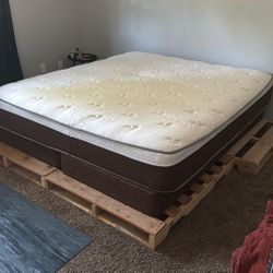 King Size Mattress And Box Spring 