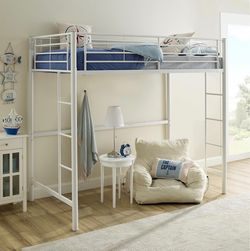 Cama