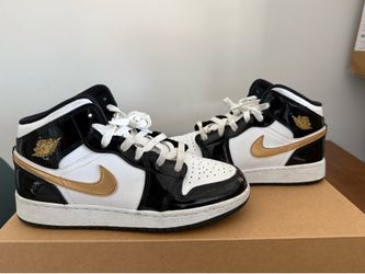 Jordan’s youth size 7Y