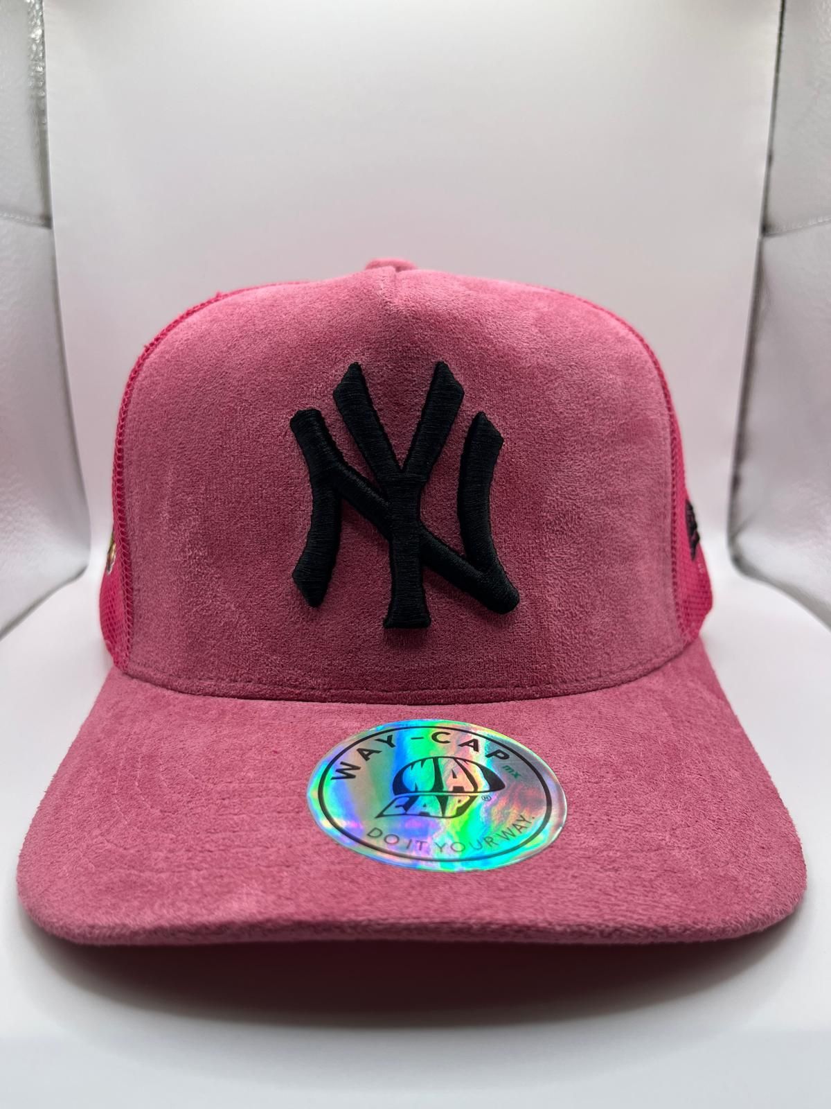 PINK NY YANKEES Hat. Ranch life hats. Hats. Cachuchas. Way cap. SnapBack. LA NY. CT. Trakas. Trucker hat, high desert headwear. Baseball hats. Footba