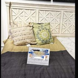 Brand New | Bolanburg Queen Panel Bed |Bedroom Furniture, Set Optional | 39$ Down Payment @ Delivery 🚚