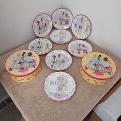 Mary Kay Girlfriends Collection Plates