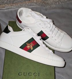 Gucci Tennis Shoes Women's Size 7