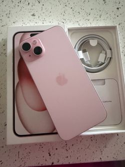 iPhone 15 plus pink