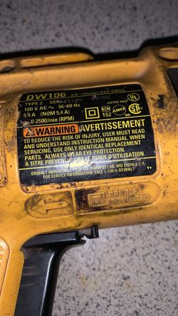 DeWALT106