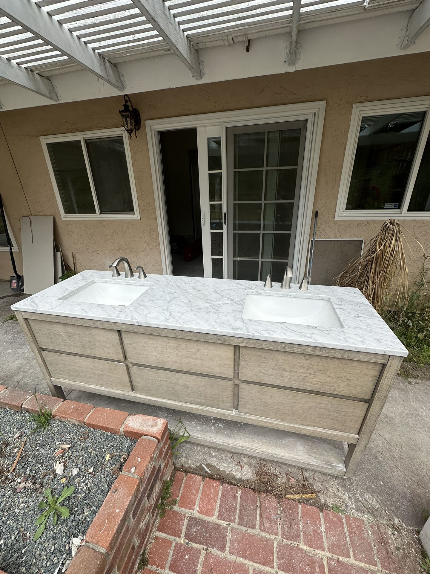 Marble Sink With Cabin Space