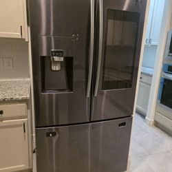 Samsung Family Hub Refrigerator