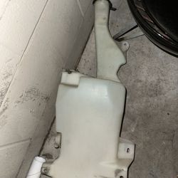 Chevy Windshield Fluid Reservoir 