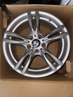 BMW Style 400M rims 18x8