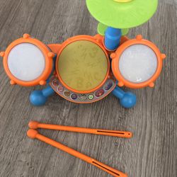 VTech KidiBeats Drum Set