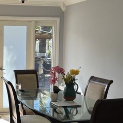 Dining Room Stands And 6 Chairs