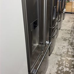 Frigidaire 28 Cu Ft French Door 