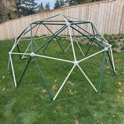 Geometric Jungle Gym