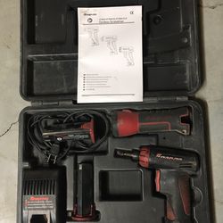 Snap On Cordless Screw Driver And Flashlight