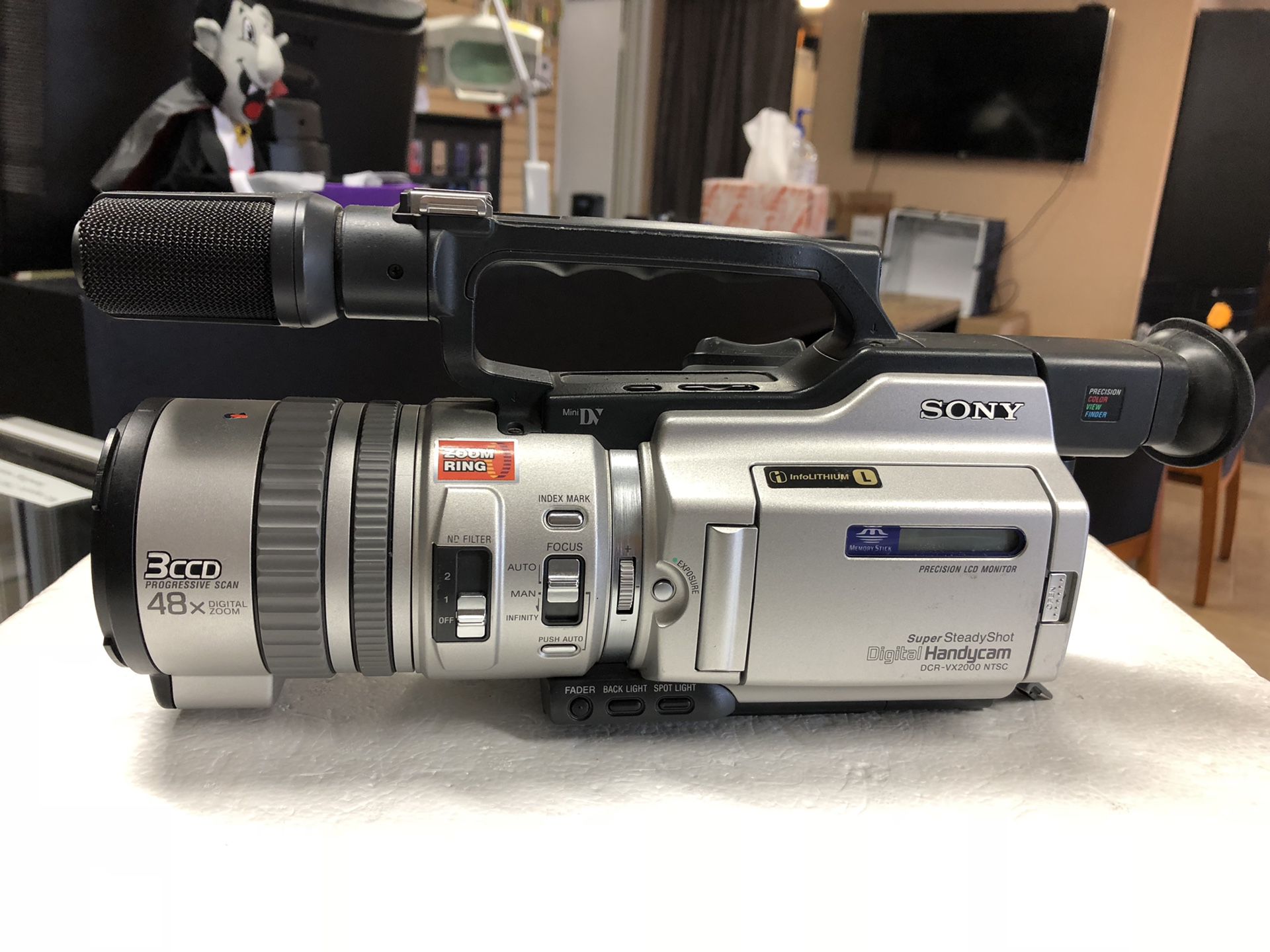 Sony Handycam DCR-VX2000 Camcorder Video Camera for Sale