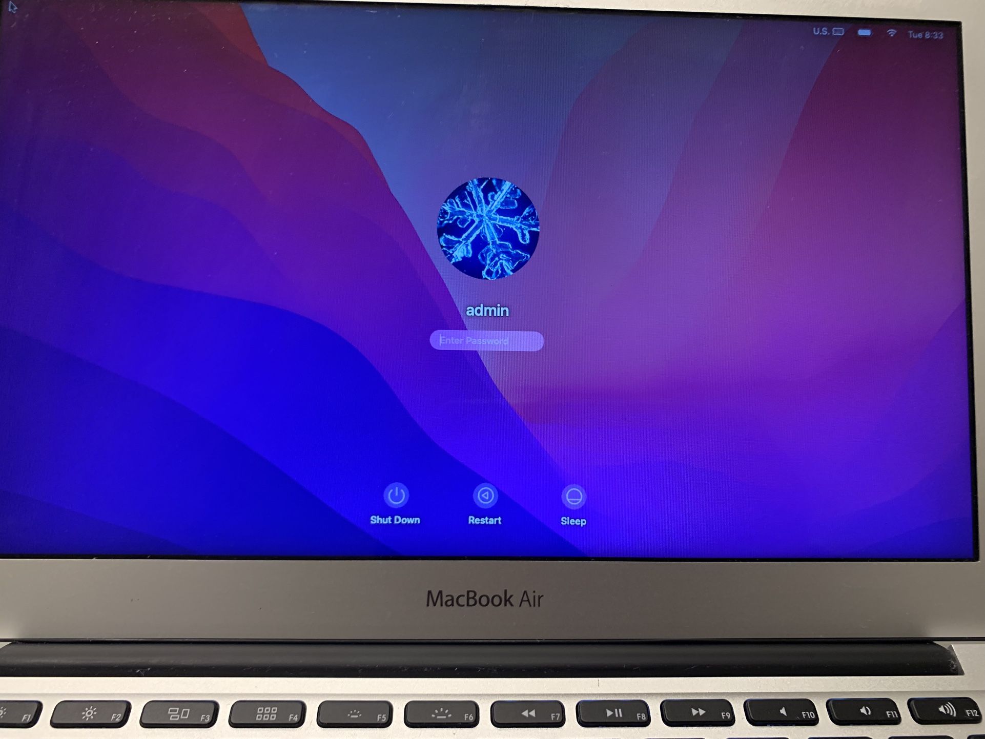 Apple MacBook Air 2015 11” macOS Monterey!