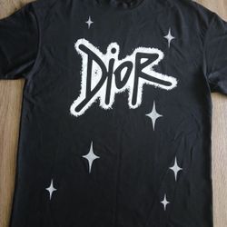 Dior T-shirt Size M, L, Xl, XXL 
