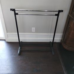 Adjustable Clothes Rack