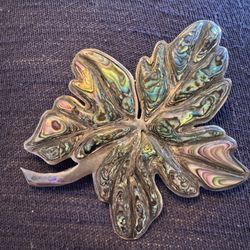 17.0g Vtg Sterling Silver MEXICO Abalone Leaf Brooch