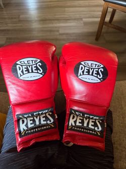 CLETO REYES 16oz GLOVES