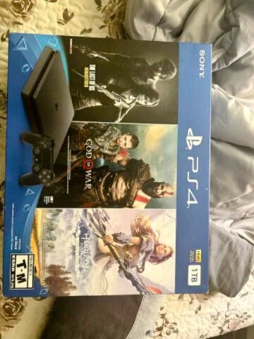 PlayStation 4 1TB Digital