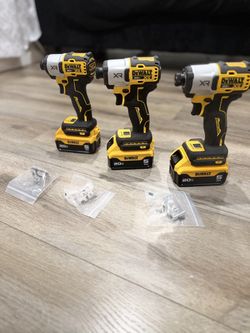 Dewalt 1/4in. 3 Speed Impact Driver + Battery 5.0ah(EACH$130‼️)