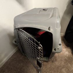 Medium Sized Animal Crate