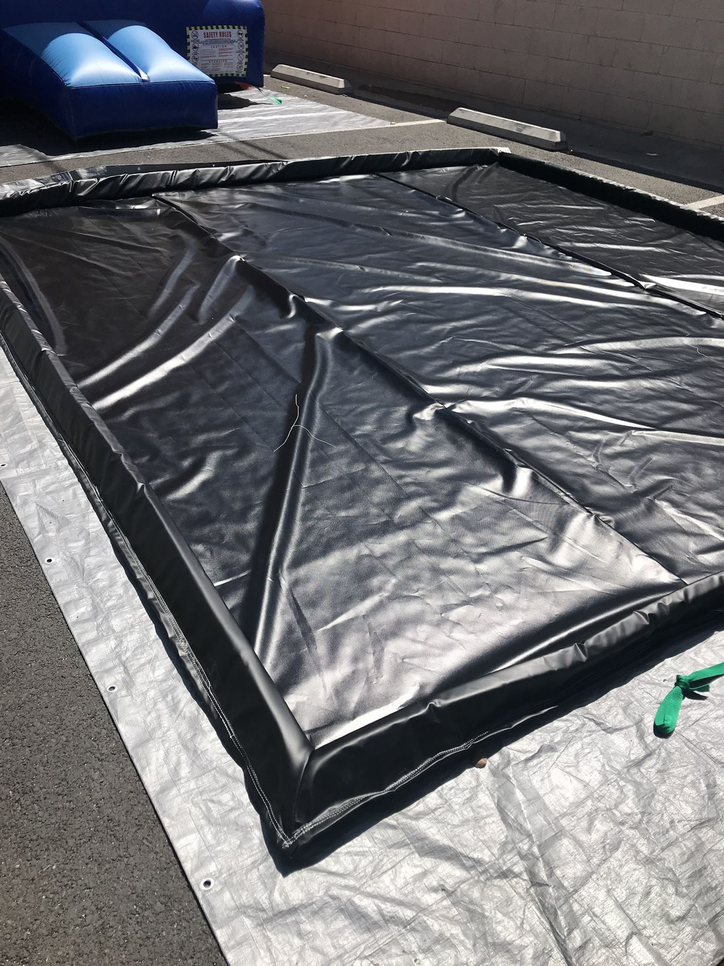 water containment mats