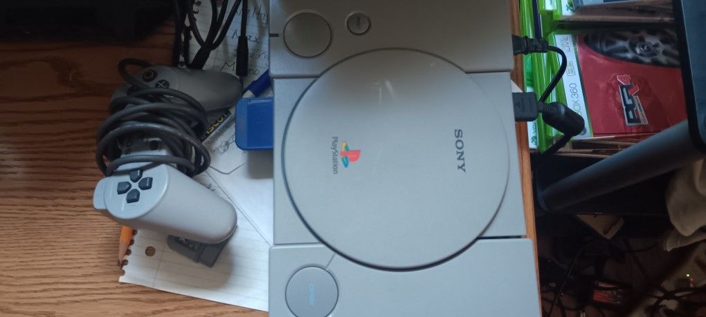 Sony Ps1 with 10 Games