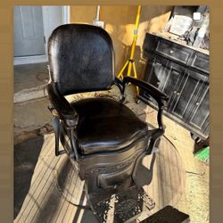 Barber chair $400