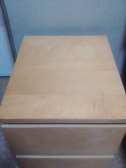 Light brown little dresser