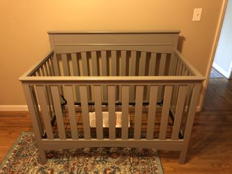 Delta Crib