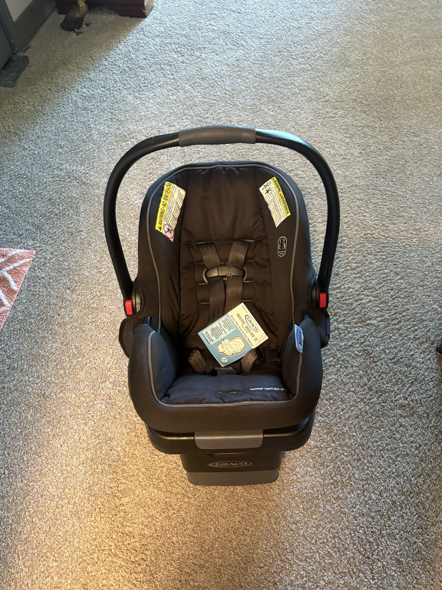 Graco infant car seat
