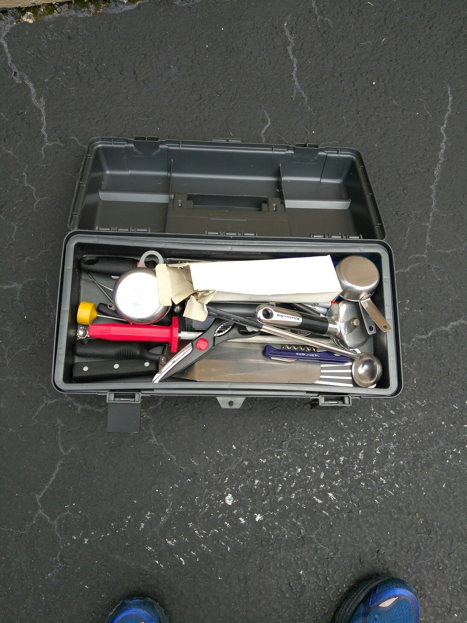 Selling in excellent condition kitchen knives