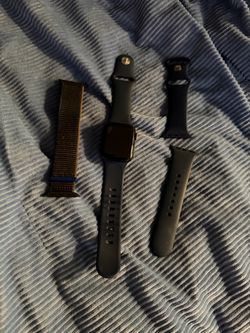 Apple Watch SE 1st Gen with Cellular