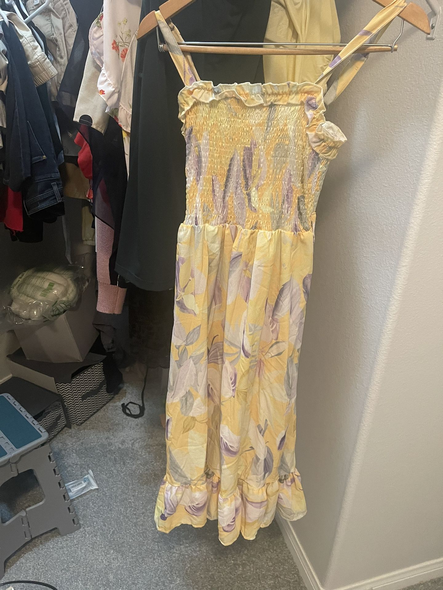 Woman Yellow Maxi Dress