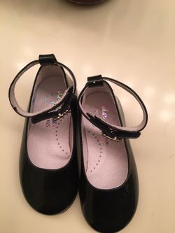 Infant shoes. New patent leather