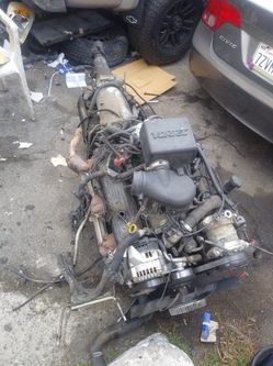 Chevy Engine and Transmission 5.7 liters 350 Vortex