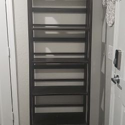 Folded Latter Shelve.