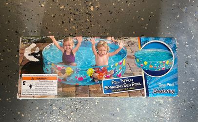 Baby pool & float