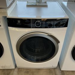 Electrolux 24in 2.4 cu. ft. Compact Stackable Washer $19 down payment 